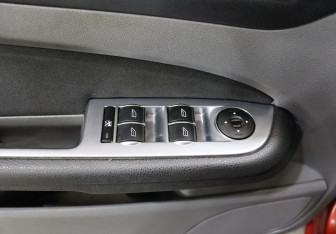 Подержанный автомобиль Ford Focus Sedan 2009 года (11 фото)