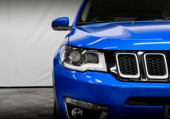 Подержанный автомобиль Jeep Compass 2018 года (17 фото)