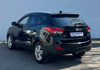 Подержанный автомобиль Hyundai ix35 2014 года (7 фото)