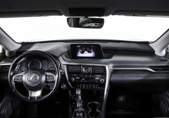 Подержанный автомобиль Lexus RX 2016 года (17 фото)