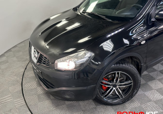 Подержанный автомобиль Nissan Qashqai 2011 года (16 фото)