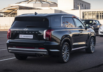 Подержанный автомобиль Hyundai Palisade 2023 года (5 фото)