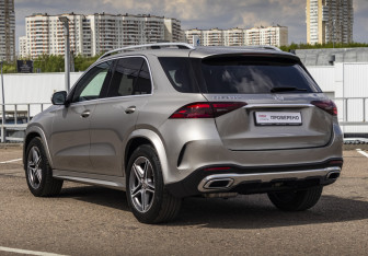Подержанный автомобиль Mercedes-Benz GLE 2019 года (11 фото)