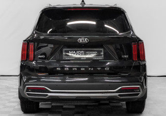 Подержанный автомобиль Kia Sorento 2020 года (6 фото)