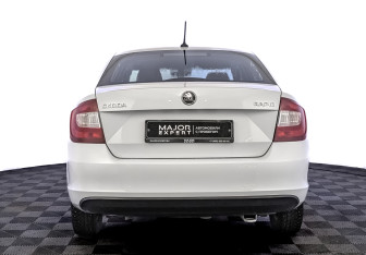 Подержанный автомобиль Skoda Rapid Liftback 2019 года (6 фото)