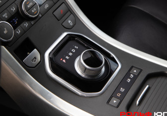 Подержанный автомобиль Land Rover Range Rover Evoque 2013 года (20 фото)
