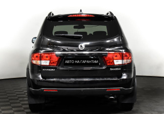 Подержанный автомобиль SsangYong Kyron 2014 года (6 фото)