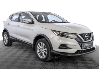 Подержанный автомобиль Nissan Qashqai 2022 года (3 фото)
