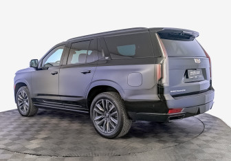 Подержанный автомобиль Cadillac Escalade Suv 2023 года (7 фото)