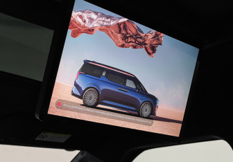 Подержанный автомобиль Zeekr 009 2023 года (18 фото)