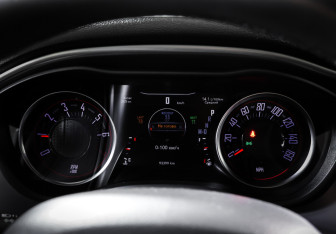 Подержанный автомобиль Dodge Challenger 2019 года (15 фото)