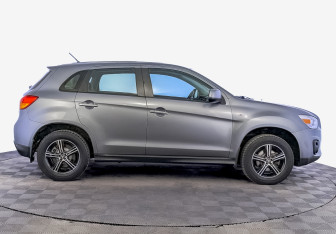 Подержанный автомобиль Mitsubishi ASX 2014 года (4 фото)