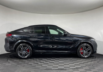 Подержанный автомобиль BMW X6 M 2024 года (6 фото)