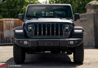 Новый Jeep Gladiator 2023 (2 фото)