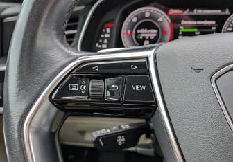 Подержанный автомобиль Audi A6 Sedan 2021 года (25 фото)
