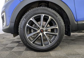 Подержанный автомобиль Renault Kaptur 2020 года (13 фото)