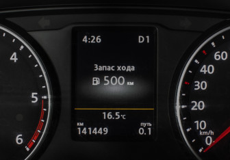 Подержанный автомобиль Volkswagen Multivan 2018 года (13 фото)