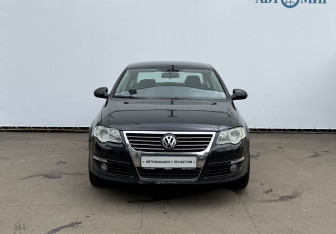 Подержанный автомобиль Volkswagen Passat Sedan 2008 года (2 фото)