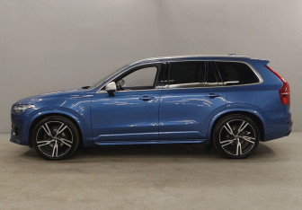 Подержанный автомобиль Volvo XC90 2016 года (10 фото)