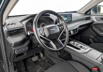 Подержанный автомобиль Haval Jolion 2022 года (16 фото)