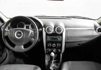 Подержанный автомобиль LADA (ВАЗ) Largus Wagon 2012 года (11 фото)