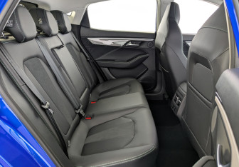 Новый Москвич 6 2024 (12 фото)