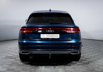 Подержанный автомобиль Audi Q8 2019 года (6 фото)