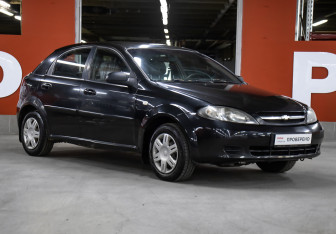 Подержанный автомобиль Chevrolet Lacetti Hatchback 2007 года (3 фото)