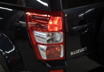 Подержанный автомобиль Suzuki Grand Vitara 2006 года (20 фото)
