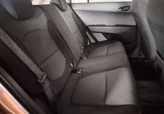 Подержанный автомобиль Hyundai Creta 2018 года (10 фото)