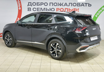 Подержанный автомобиль Kia Sportage 2022 года (6 фото)