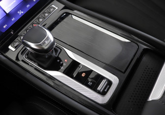 Новый Hongqi H5 2024 (17 фото)