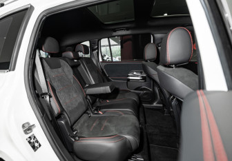 Новый Mercedes-Benz GLB 2025 (23 фото)