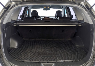 Подержанный автомобиль Kia Sorento 2016 года (10 фото)