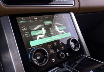 Подержанный автомобиль Land Rover Range Rover 2020 года (26 фото)