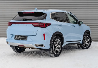 Подержанный автомобиль Exeed LX 2023 года (5 фото)