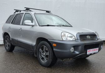 Подержанный автомобиль Hyundai Santa Fe 2003 года (3 фото)