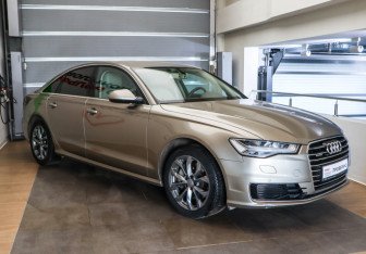 Подержанный автомобиль Audi A6 Sedan 2015 года (3 фото)