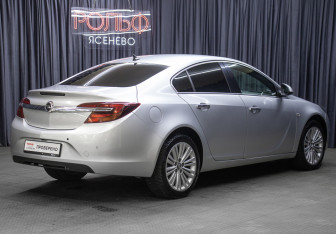 Подержанный автомобиль Opel Insignia Sedan 2013 года (5 фото)