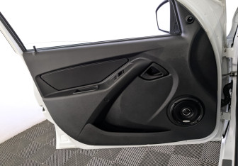 Подержанный автомобиль LADA (ВАЗ) Granta Sedan 2025 года (18 фото)