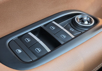 Подержанный автомобиль Chery Tiggo 8 Pro Max 2022 года (17 фото)