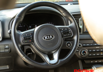Подержанный автомобиль Kia Sportage 2016 года (11 фото)