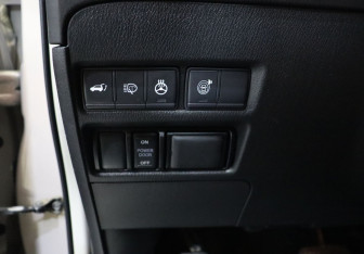 Подержанный автомобиль Infiniti QX80 2018 года (13 фото)