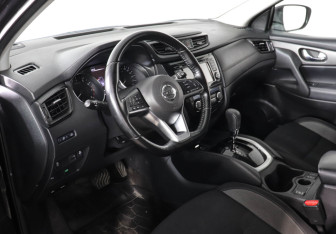 Подержанный автомобиль Nissan Qashqai 2020 года (9 фото)