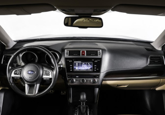 Подержанный автомобиль Subaru Outback Wagon 2017 года (17 фото)