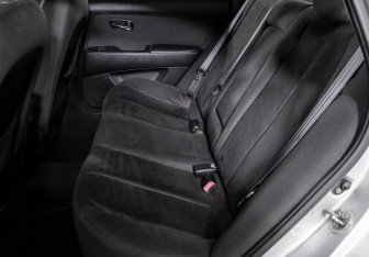Подержанный автомобиль Hyundai Elantra Sedan 2010 года (10 фото)