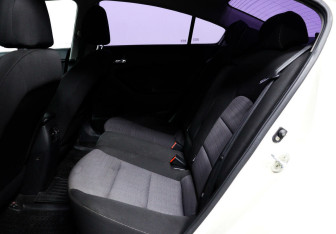 Подержанный автомобиль Kia Cerato Sedan 2013 года (12 фото)