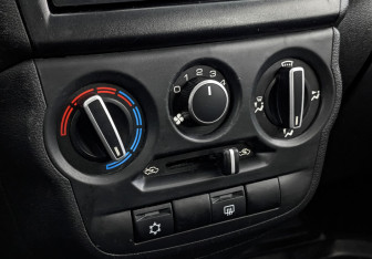 Подержанный автомобиль LADA (ВАЗ) Granta Sedan 2022 года (20 фото)