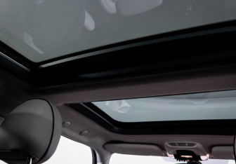 Подержанный автомобиль MINI Hatch 2017 года (19 фото)