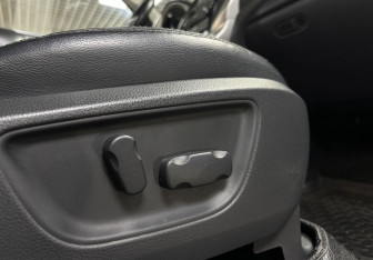 Подержанный автомобиль Mitsubishi Pajero Sport 2017 года (23 фото)